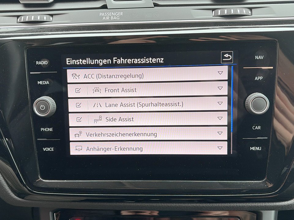 Volkswagen Touran 2.0 TDI BMT Highline | Bild 13 von 25