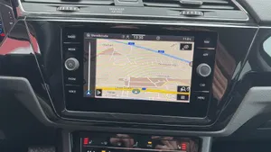 Volkswagen Touran 2.0 TDI BMT Highline | Thumbnail 15 von 25