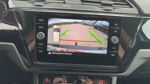 Volkswagen Touran 2.0 TDI BMT Highline | Thumbnail 16 von 25