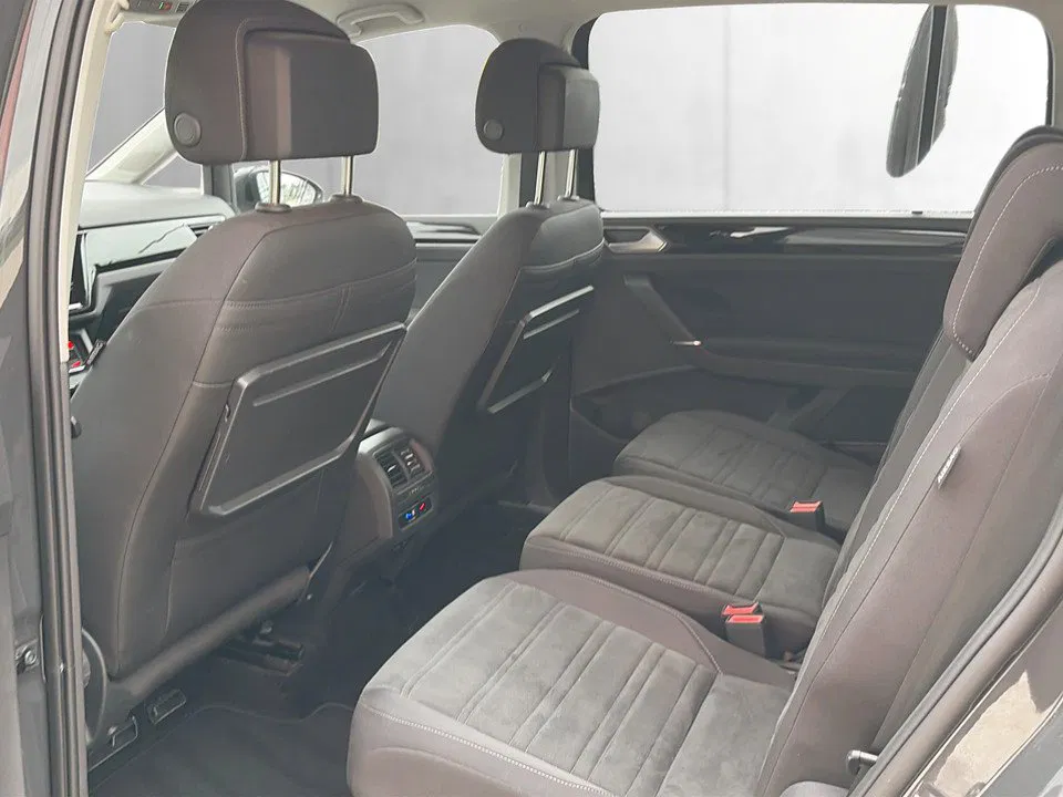 Volkswagen Touran 2.0 TDI BMT Highline | Bild 18 von 25