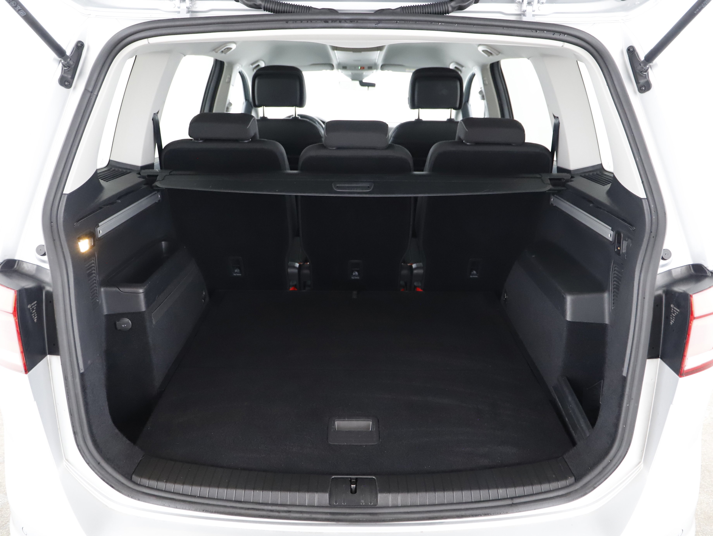 VW Touran Comfortline 2.0 TDI DSG | Bild 20 von 23