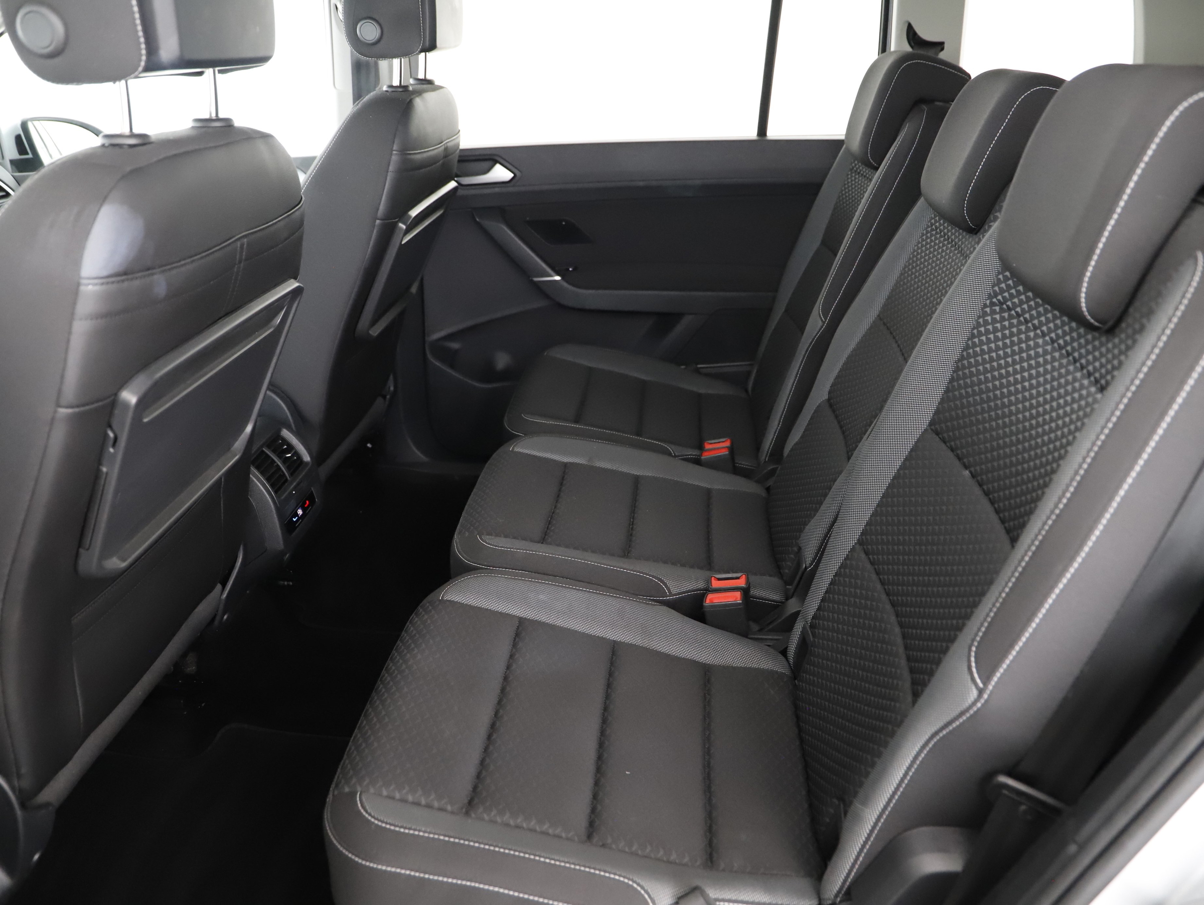 VW Touran Comfortline 2.0 TDI DSG | Bild 19 von 23