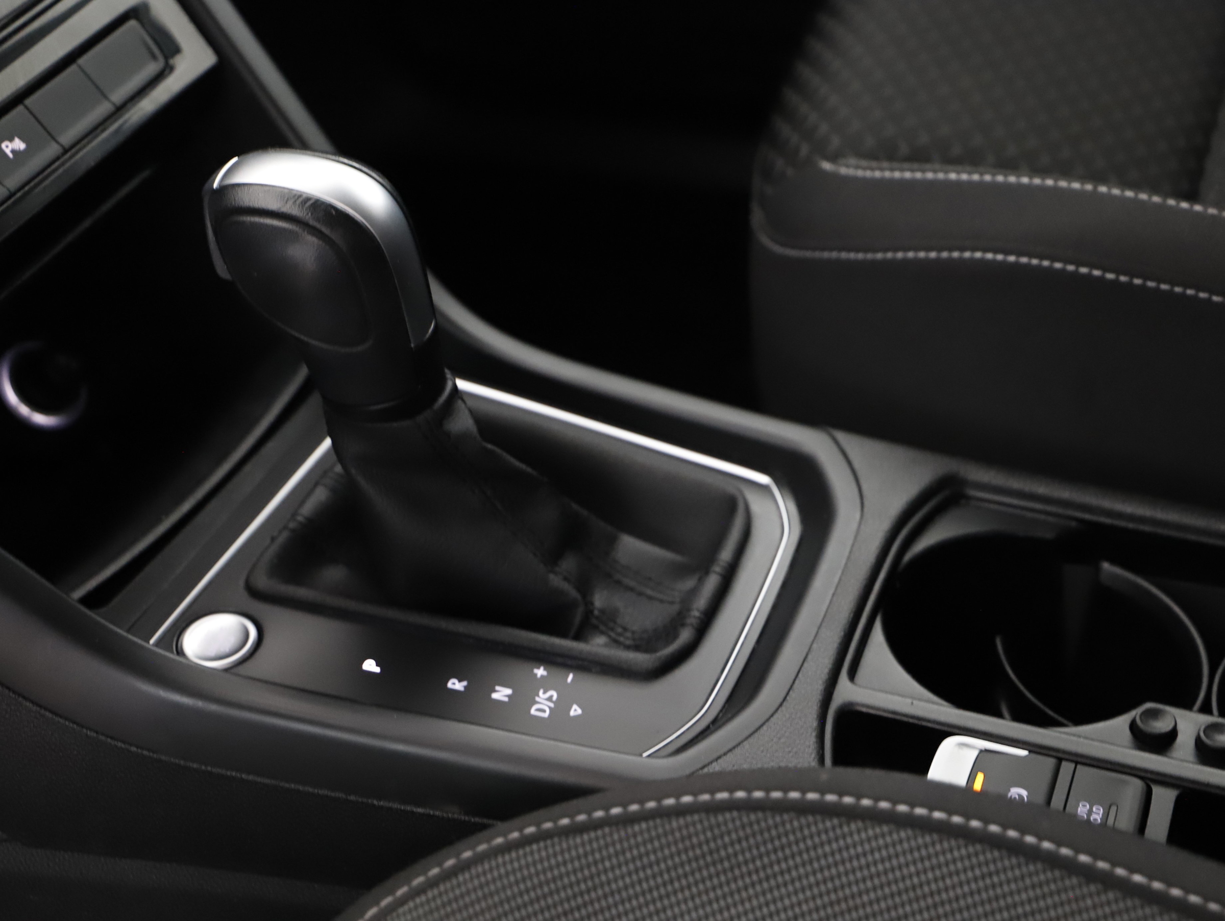 VW Touran Comfortline 2.0 TDI DSG | Bild 18 von 23