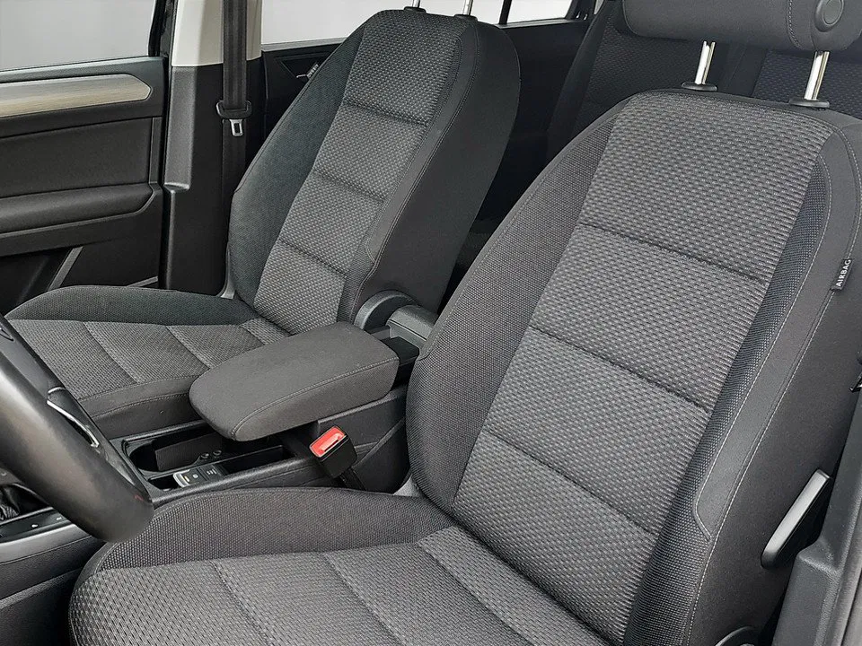 VW Touran 2.0 TDI BMT Life | Bild 10 von 21