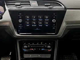 VW Touran 2.0 TDI BMT Life | Thumbnail 11 von 21