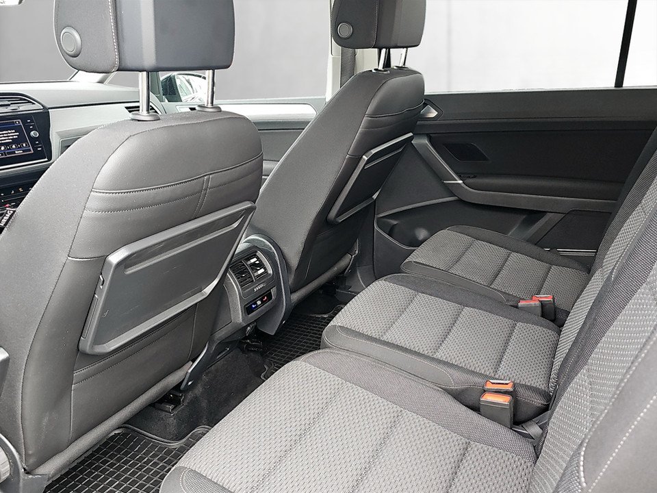 VW Touran 2.0 TDI BMT Life | Bild 15 von 21