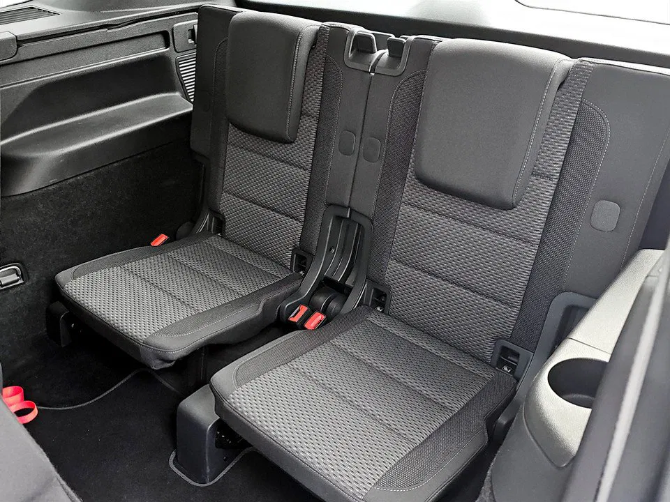 VW Touran 2.0 TDI BMT Life | Bild 19 von 21