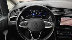 VW Touran 2.0 TDI BMT Life | Thumbnail 8 von 21