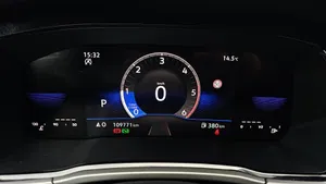 VW Touran 2.0 TDI BMT Life | Thumbnail 9 von 21
