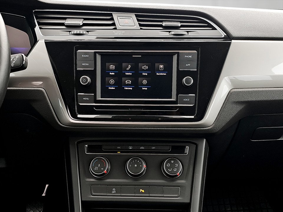 VW Touran 2.0 TDI BMT | Bild 14 von 19