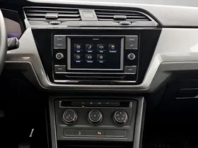 VW Touran 2.0 TDI BMT | Thumbnail 14 von 19