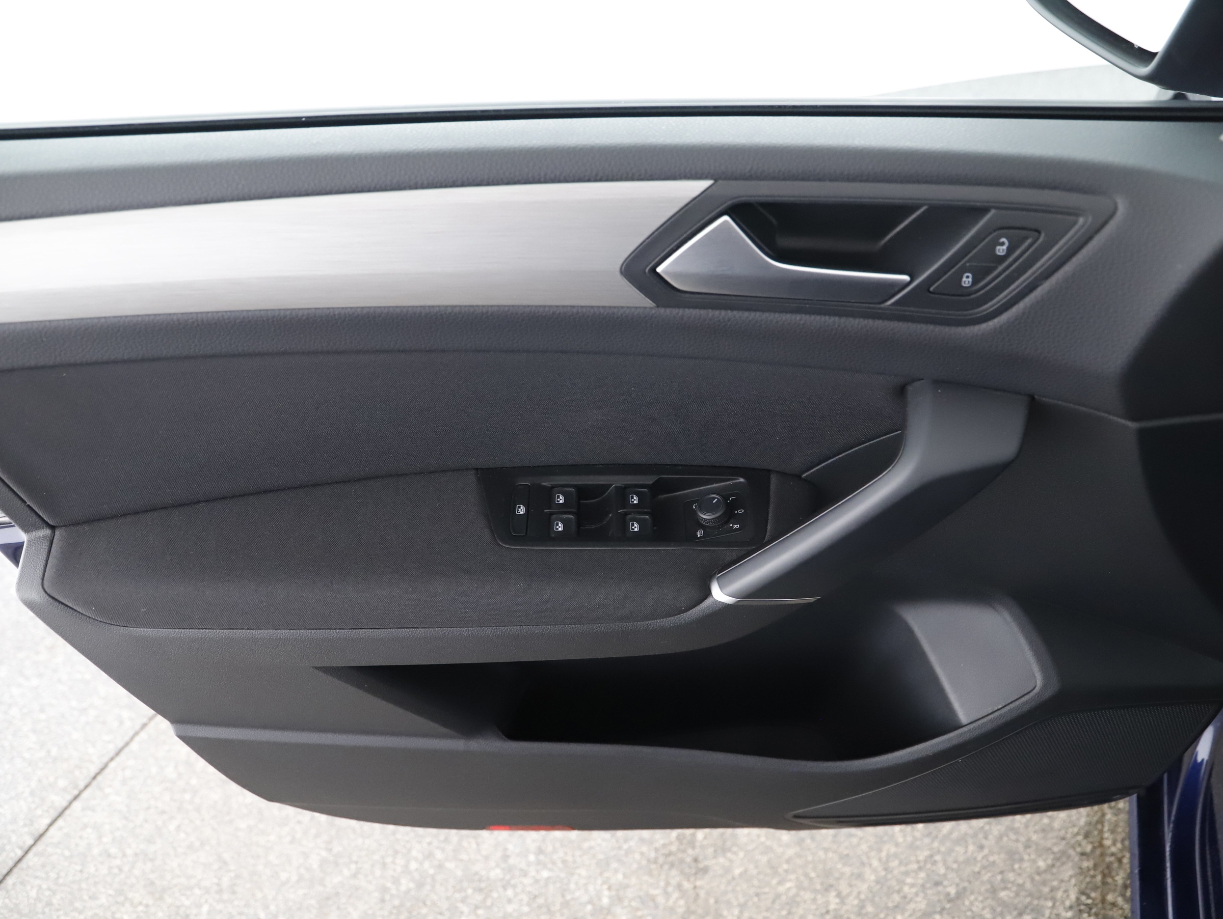 VW Touran 2.0 TDI BMT Comfortline | Bild 14 von 21