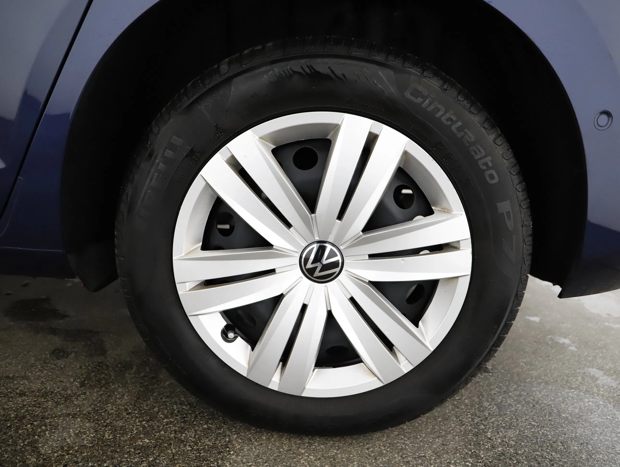 VW Touran 2.0 TDI BMT Comfortline | Bild 20 von 21