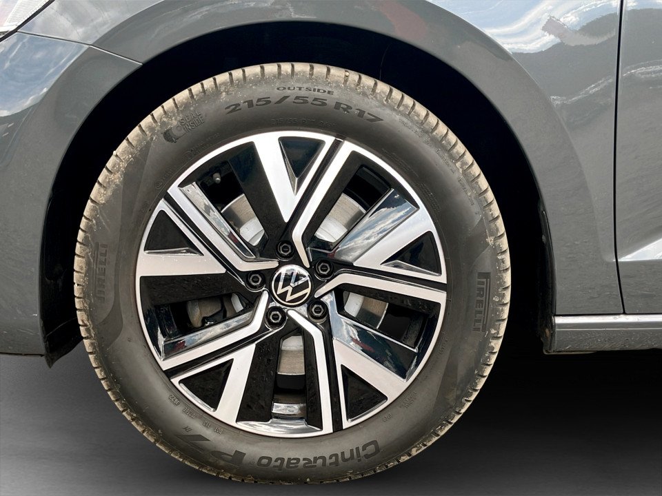 VW Touran 2.0 TDI BMT Highline | Bild 6 von 6
