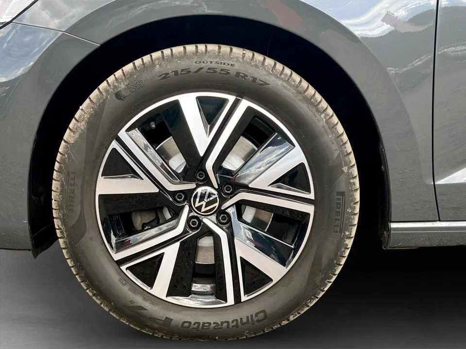 VW Touran 2.0 TDI BMT Highline | Bild 6 von 6