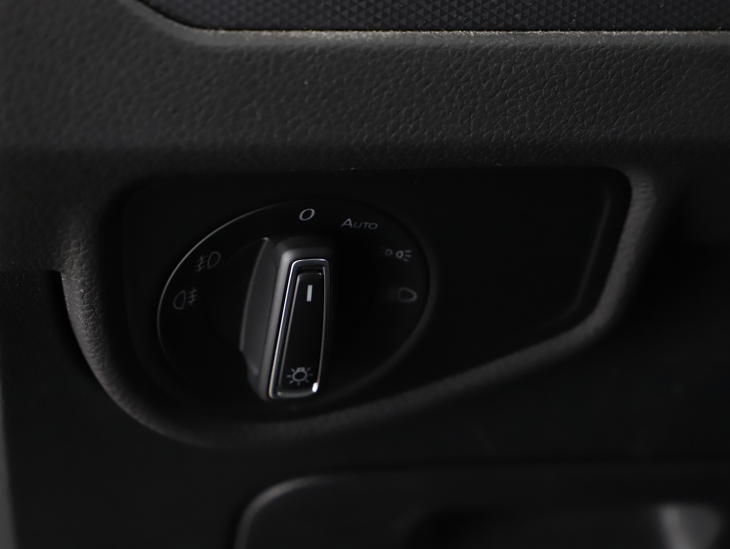 VW Touran 2.0 TDI Comfortline DSG | Bild 7 von 21