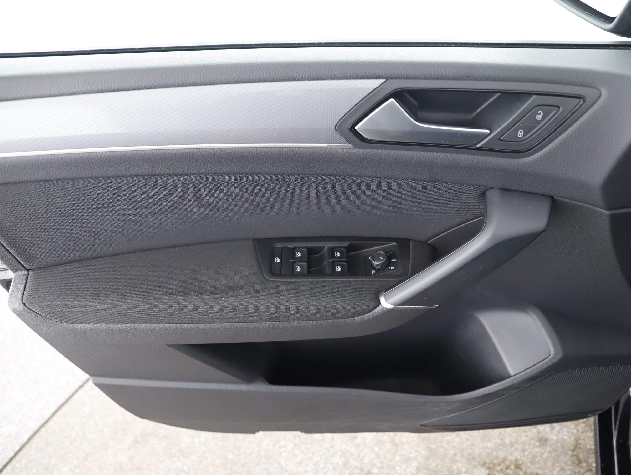 VW Touran 2.0 TDI Comfortline DSG | Bild 5 von 21