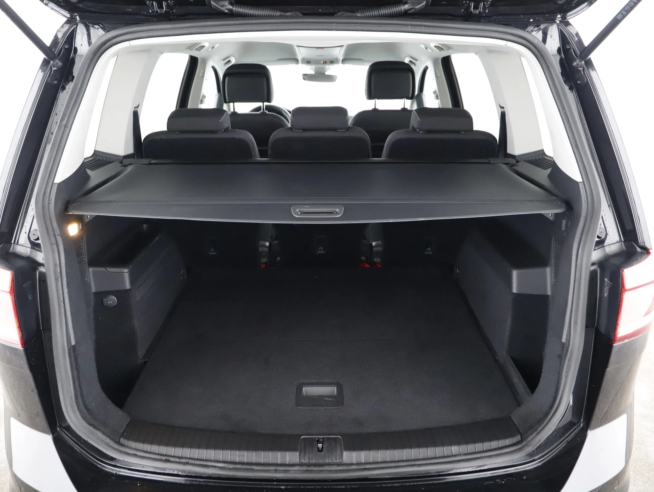 VW Touran 2.0 TDI Comfortline DSG | Bild 20 von 21