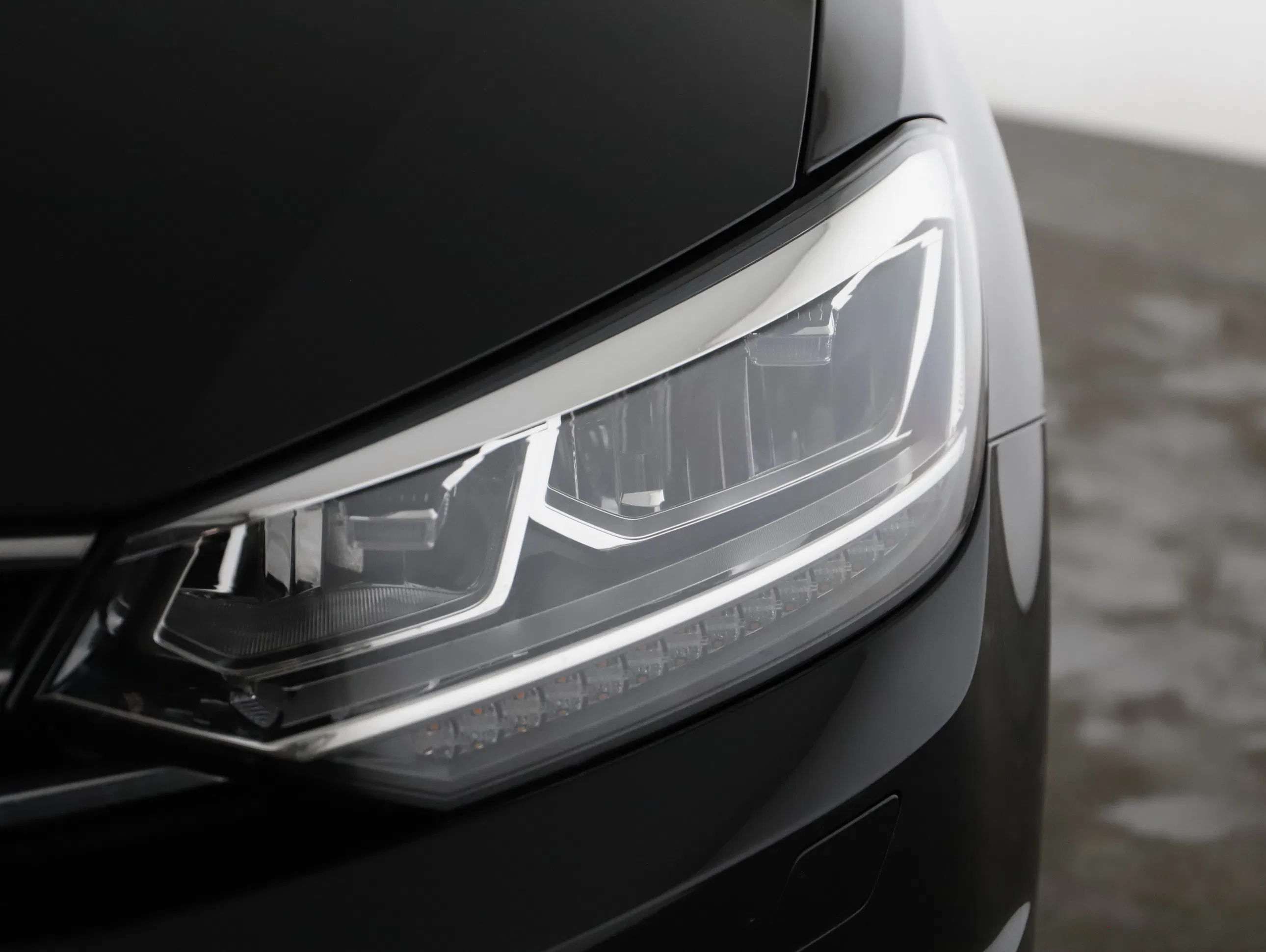 VW Touran 2.0 TDI Comfortline DSG | Bild 21 von 21