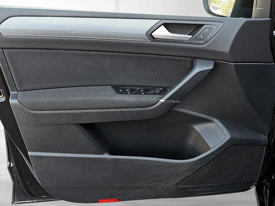 VW Touran 2.0 TDI DSG Comfortline | Bild 7 von 21