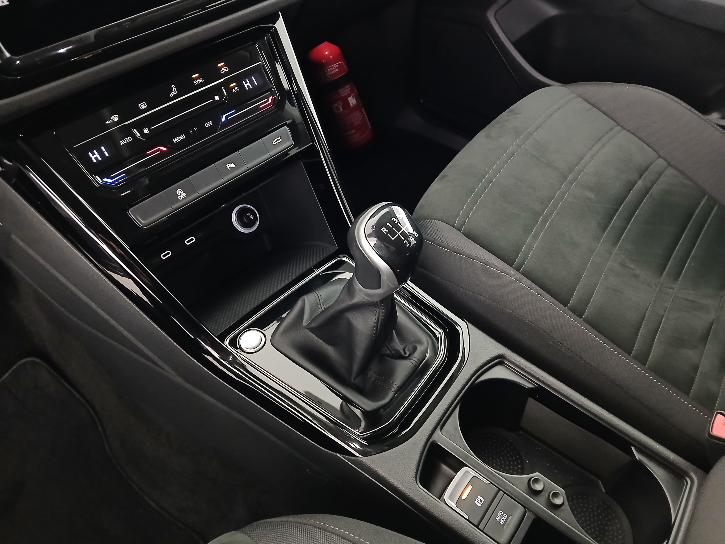 VW Touran 1.5 TSI BMT Highline | Bild 26 von 31