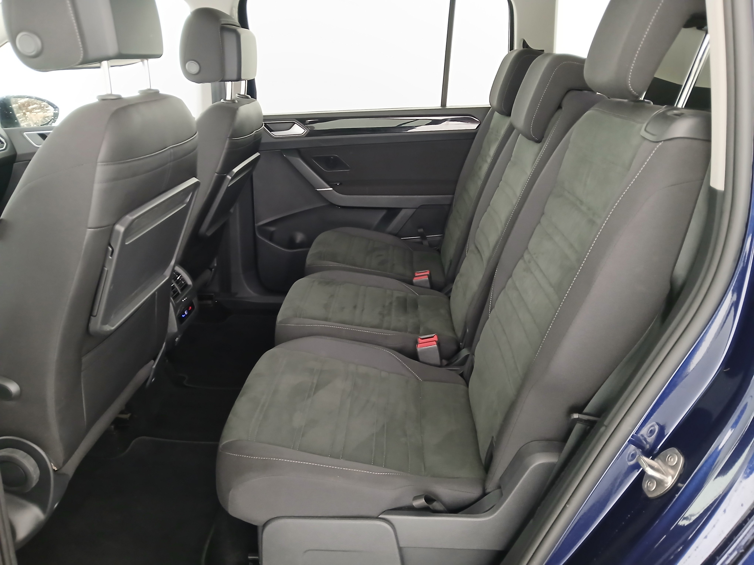 VW Touran 1.5 TSI BMT Highline | Bild 27 von 31