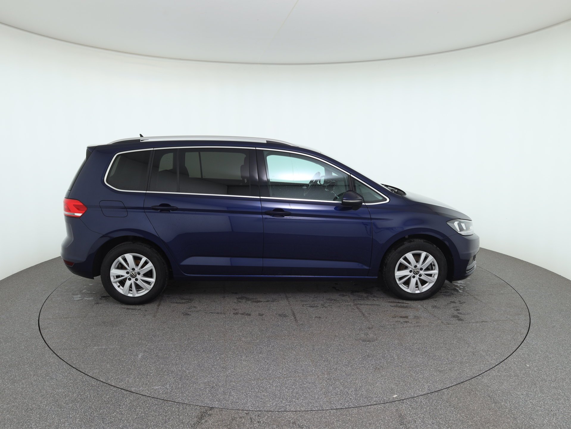 VW Touran 1.5 TSI BMT Highline | Bild 5 von 31