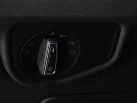 VW Touran 2.0 TDI BMT Comfortline | Thumbnail 13 von 23