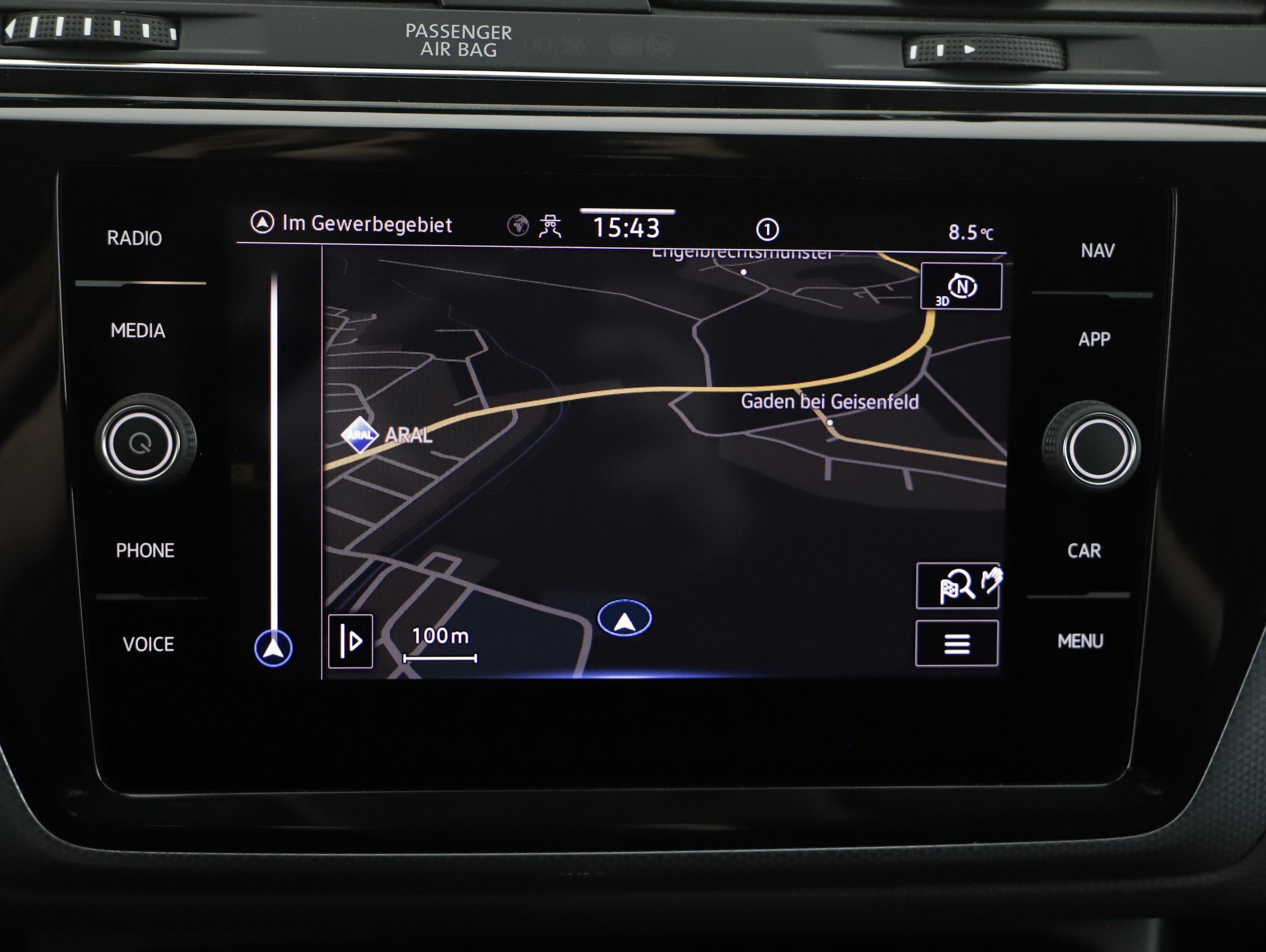 VW Touran 2.0 TDI BMT Comfortline | Bild 8 von 23