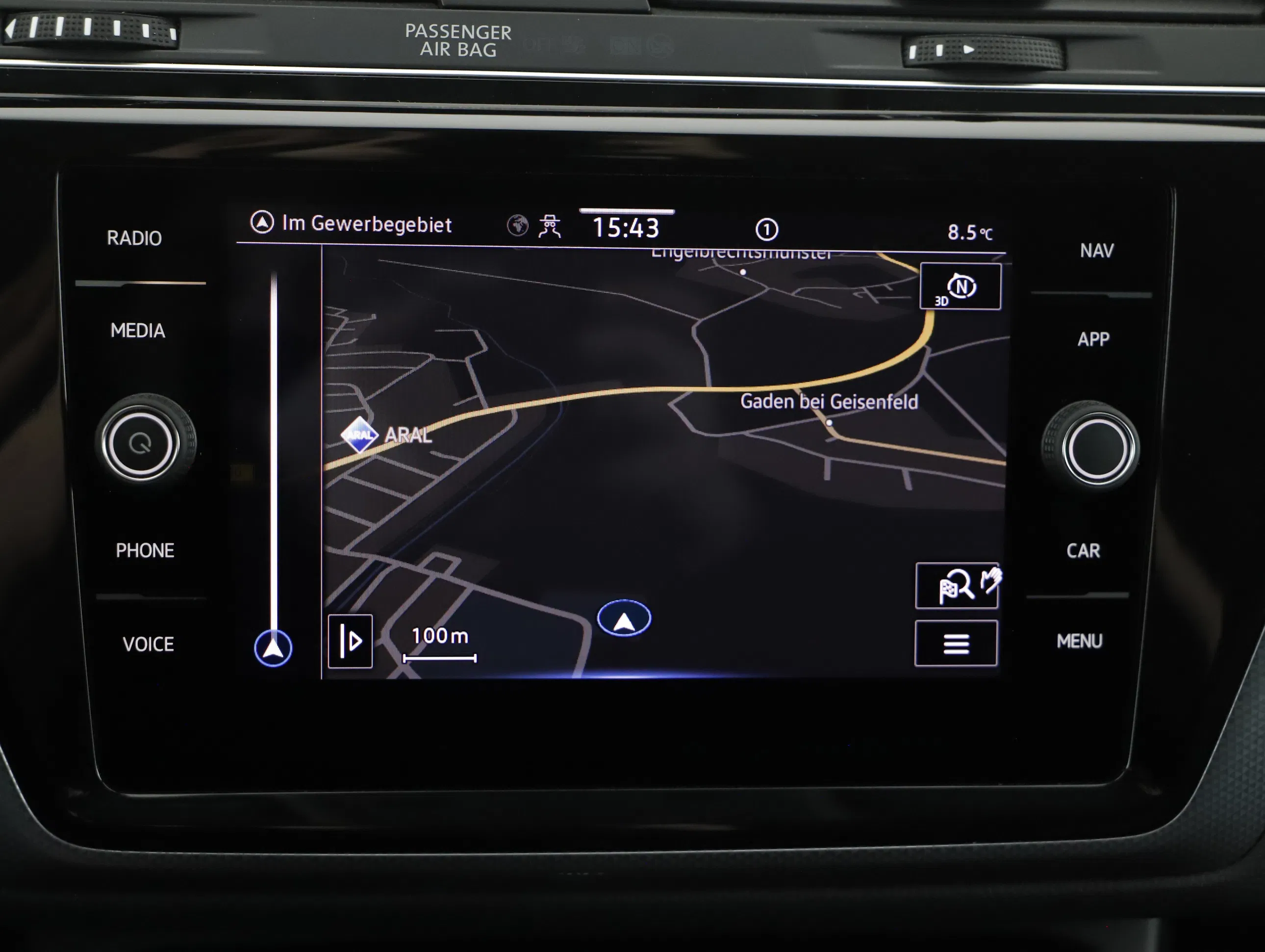 VW Touran 2.0 TDI BMT Comfortline | Bild 8 von 23