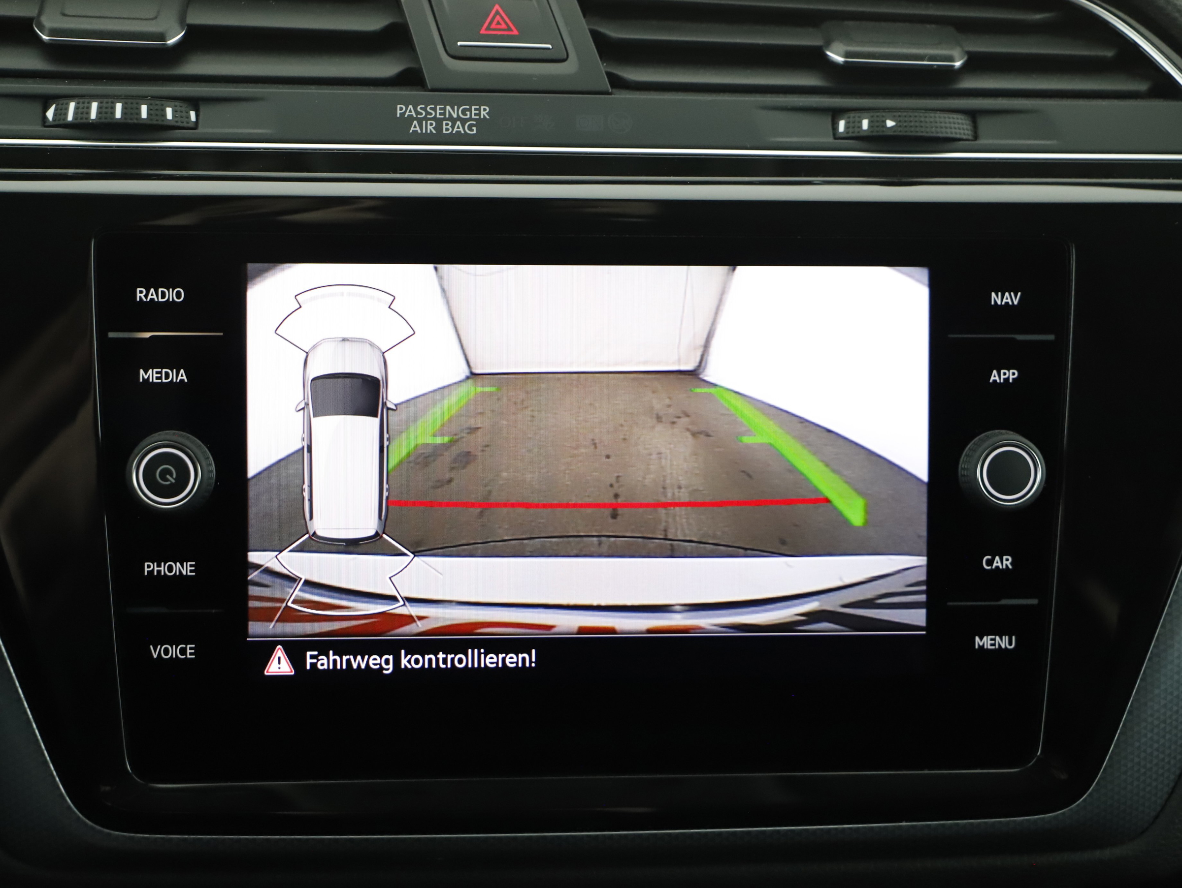 VW Touran 2.0 TDI BMT Comfortline | Bild 9 von 23