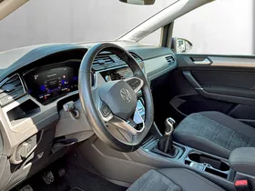 VW Touran CL 2.0TDI | Thumbnail 11 von 23