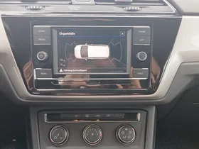 VW Touran 2.0 TDI BMT | Thumbnail 17 von 23