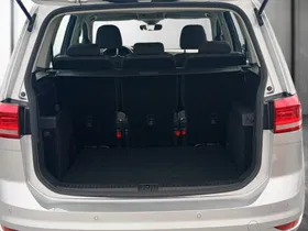 VW Touran 2.0 TDI BMT | Thumbnail 22 von 23