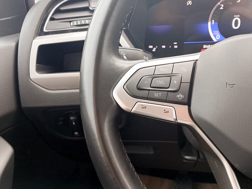 VW Touran 2.0 TDI BMT | Bild 14 von 23