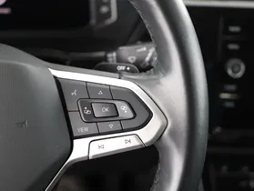 VW Touran 2.0 TDI BMT Highline | Thumbnail 13 von 23