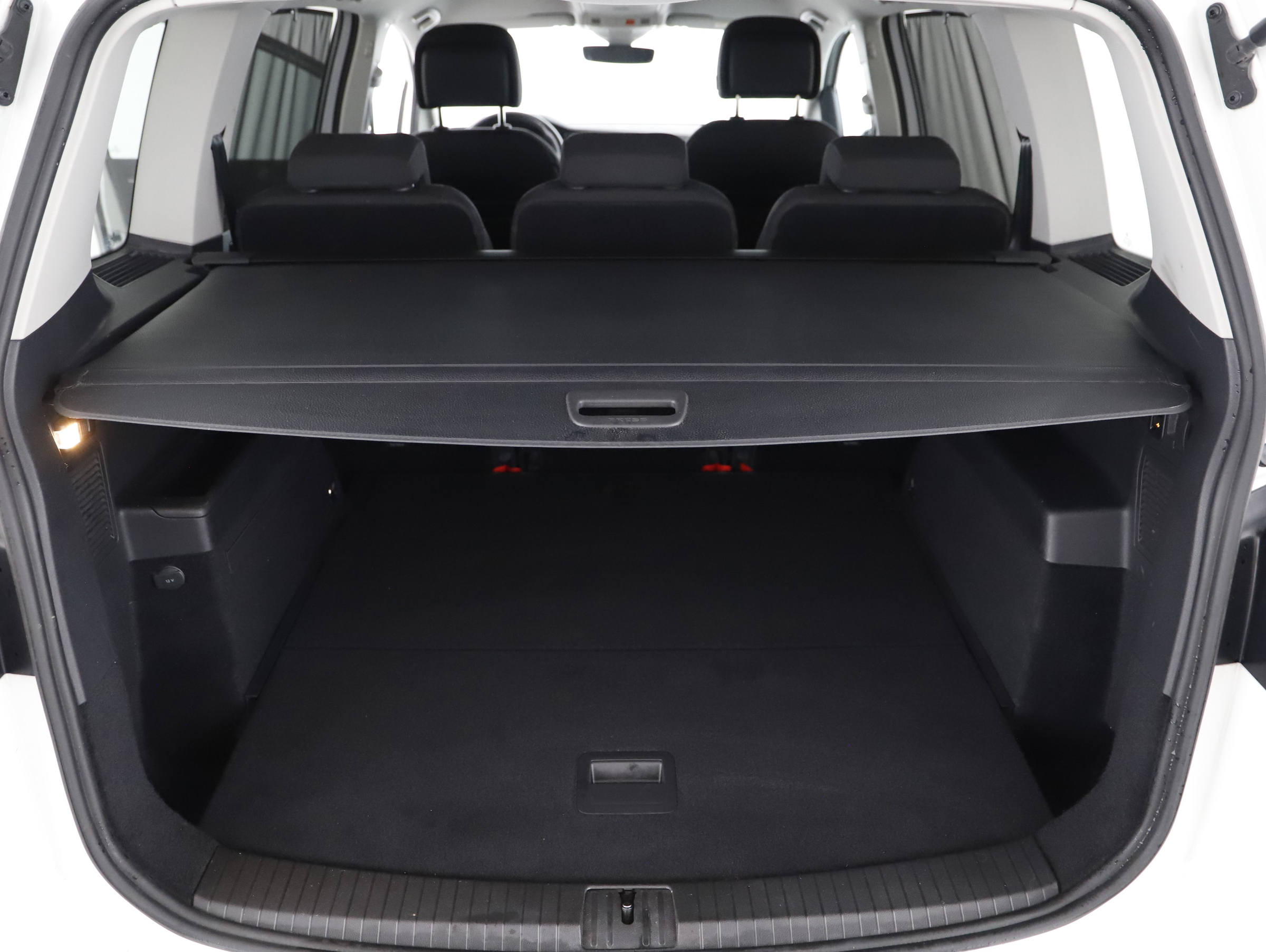 VW Touran 2.0 TDI BMT Highline | Bild 2 von 23