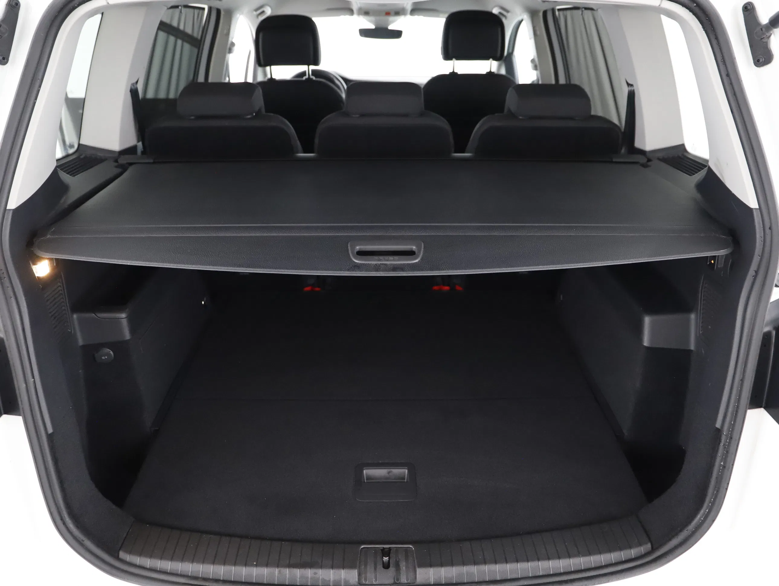 VW Touran 2.0 TDI BMT Highline | Bild 2 von 23