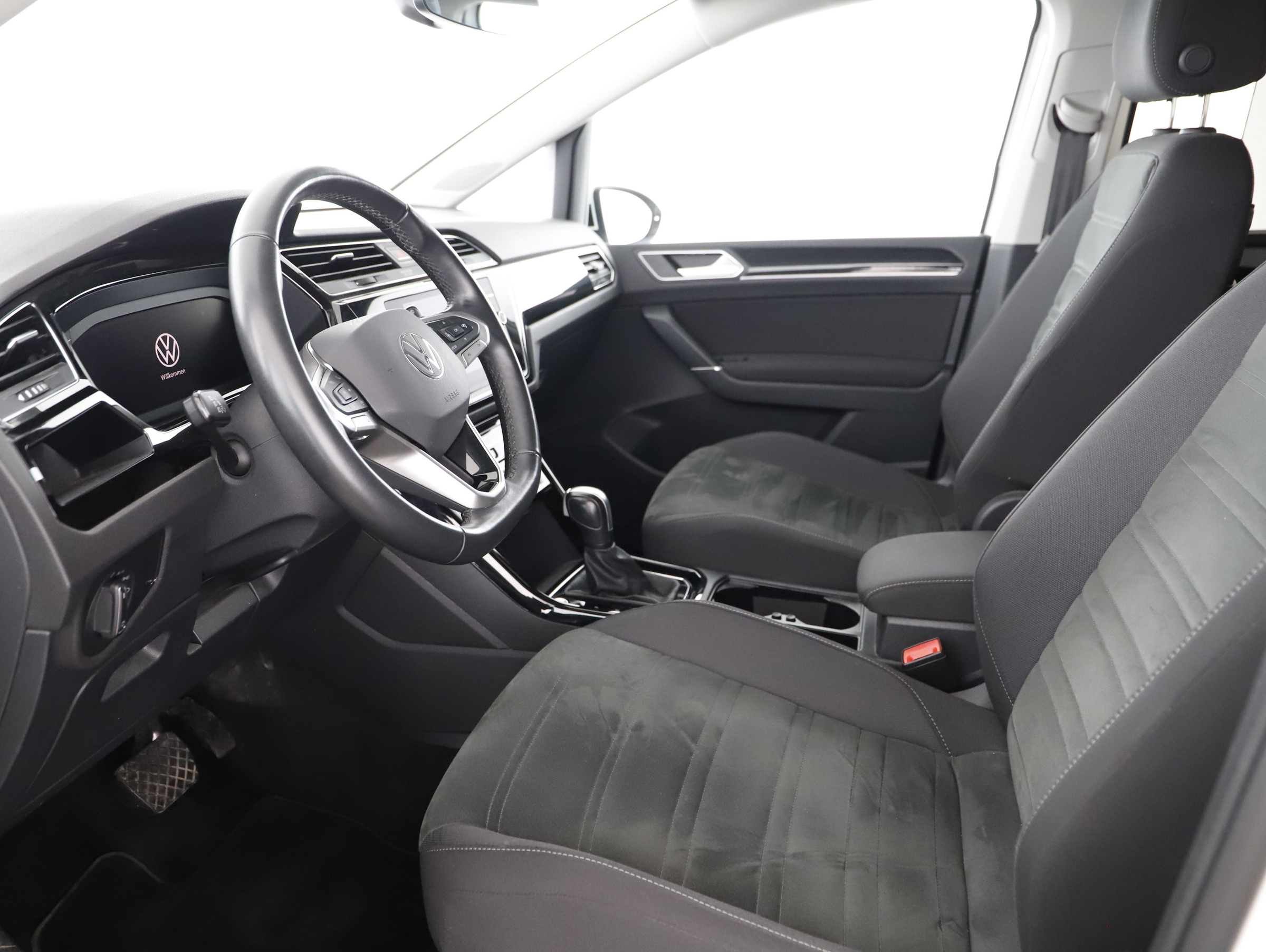 VW Touran 2.0 TDI BMT Highline | Bild 7 von 23