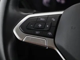 VW Touran 2.0 TDI BMT Highline | Thumbnail 11 von 24