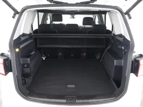 VW Touran 2.0 TDI BMT Highline | Thumbnail 16 von 24