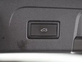 VW Touran 2.0 TDI BMT Highline | Thumbnail 19 von 24