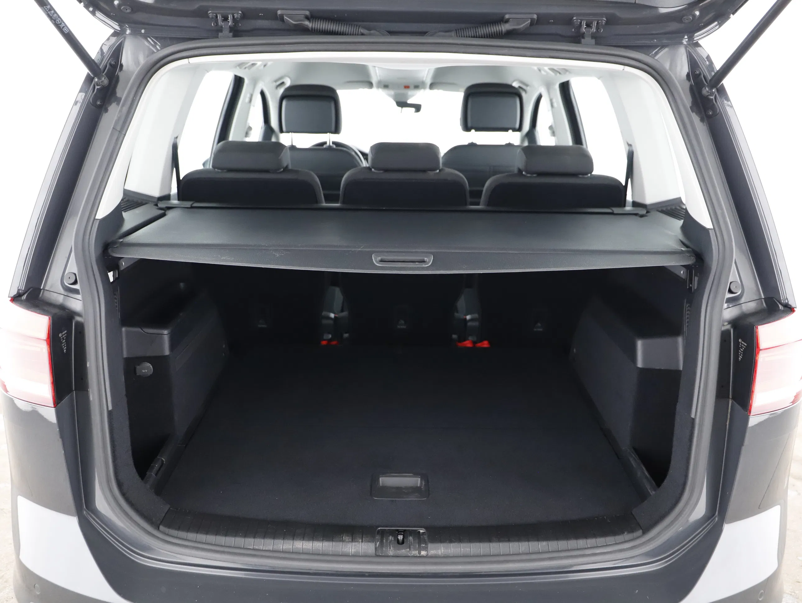 VW Touran 2.0 TDI CL | Bild 16 von 21