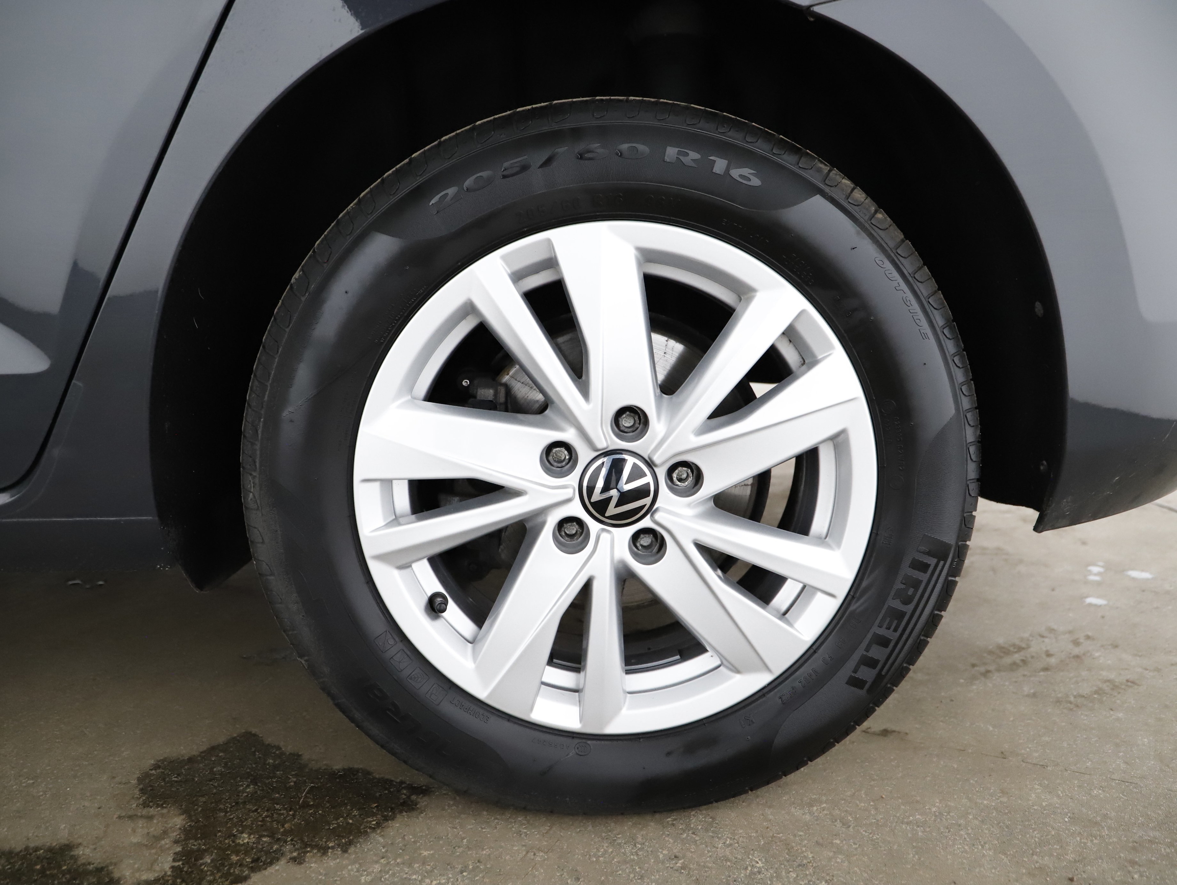 VW Touran 2.0 TDI CL | Bild 20 von 21