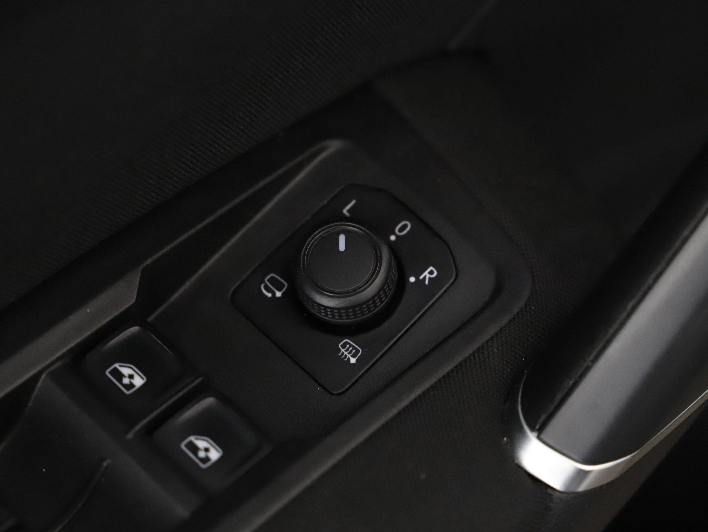 VW Touran 2.0 TDI BMT Comfortline | Bild 7 von 23