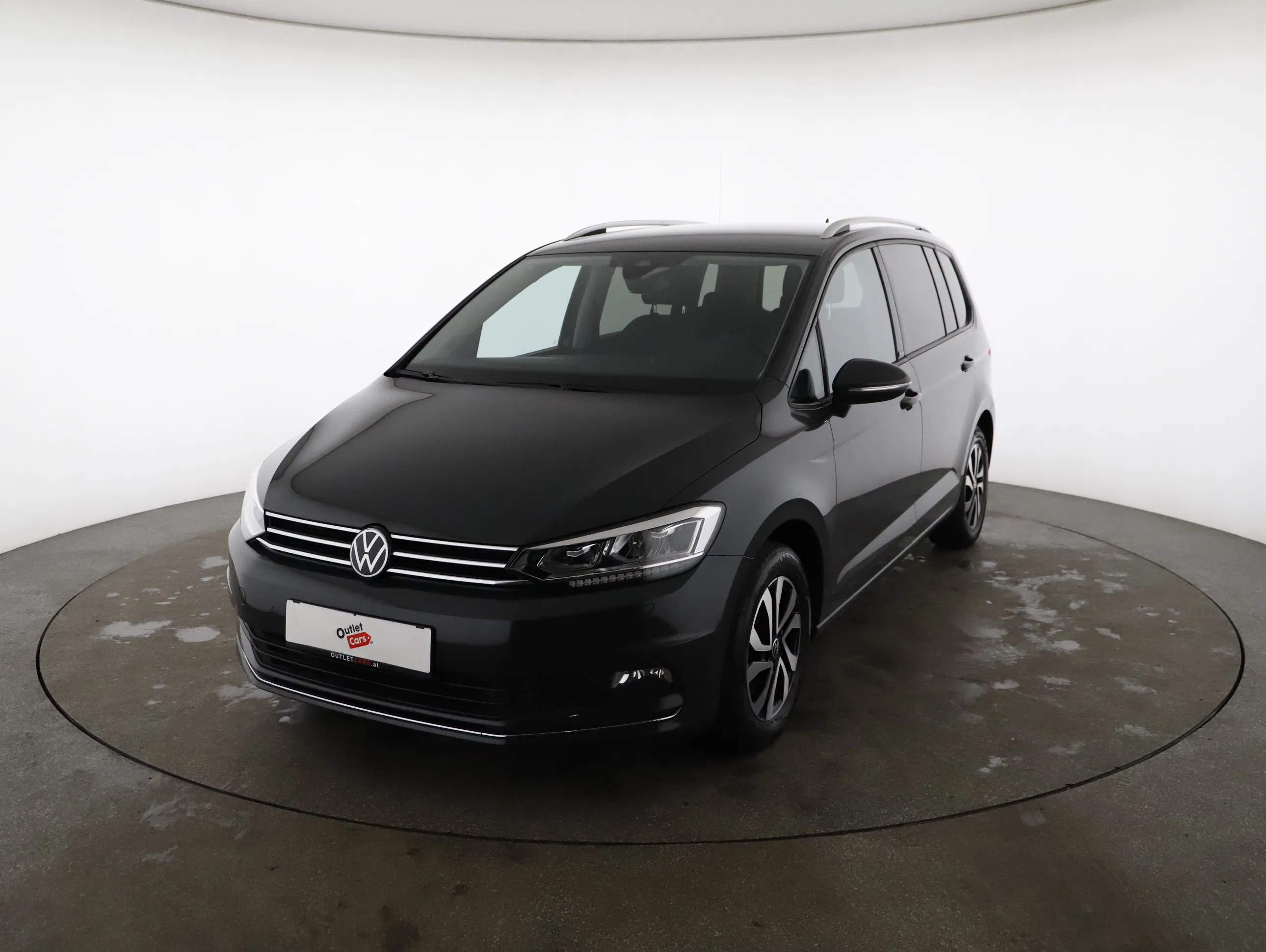 VW Touran 2.0 TDI BMT Comfortline | Bild 2 von 23