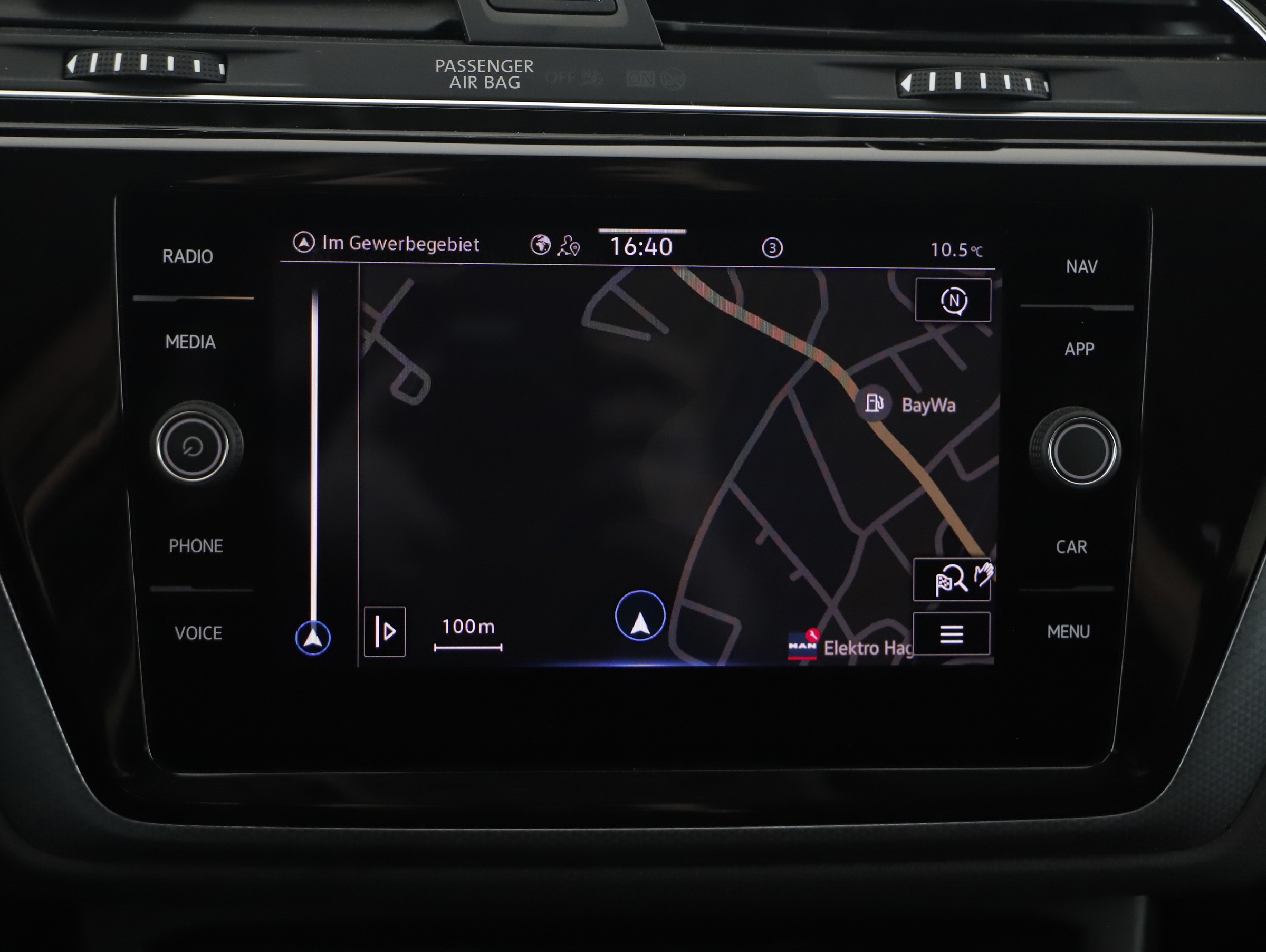 VW Touran 2.0 TDI BMT Comfortline | Bild 15 von 23