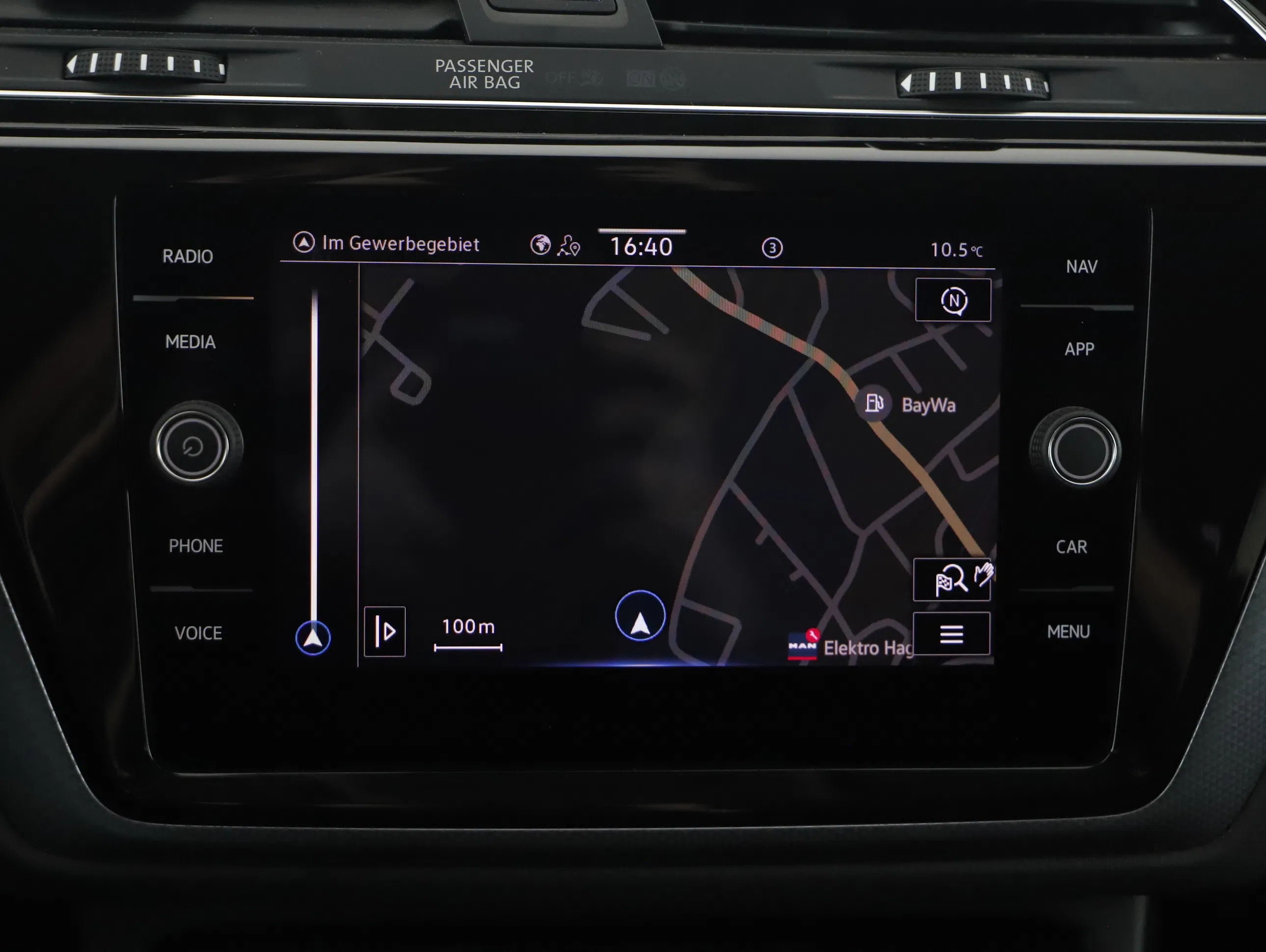 VW Touran 2.0 TDI BMT Comfortline | Bild 15 von 23