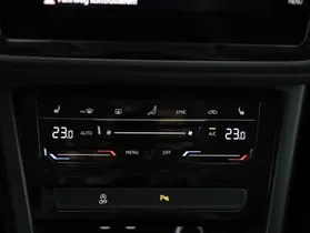 VW Touran 2.0 TDI BMT Comfortline | Thumbnail 14 von 23
