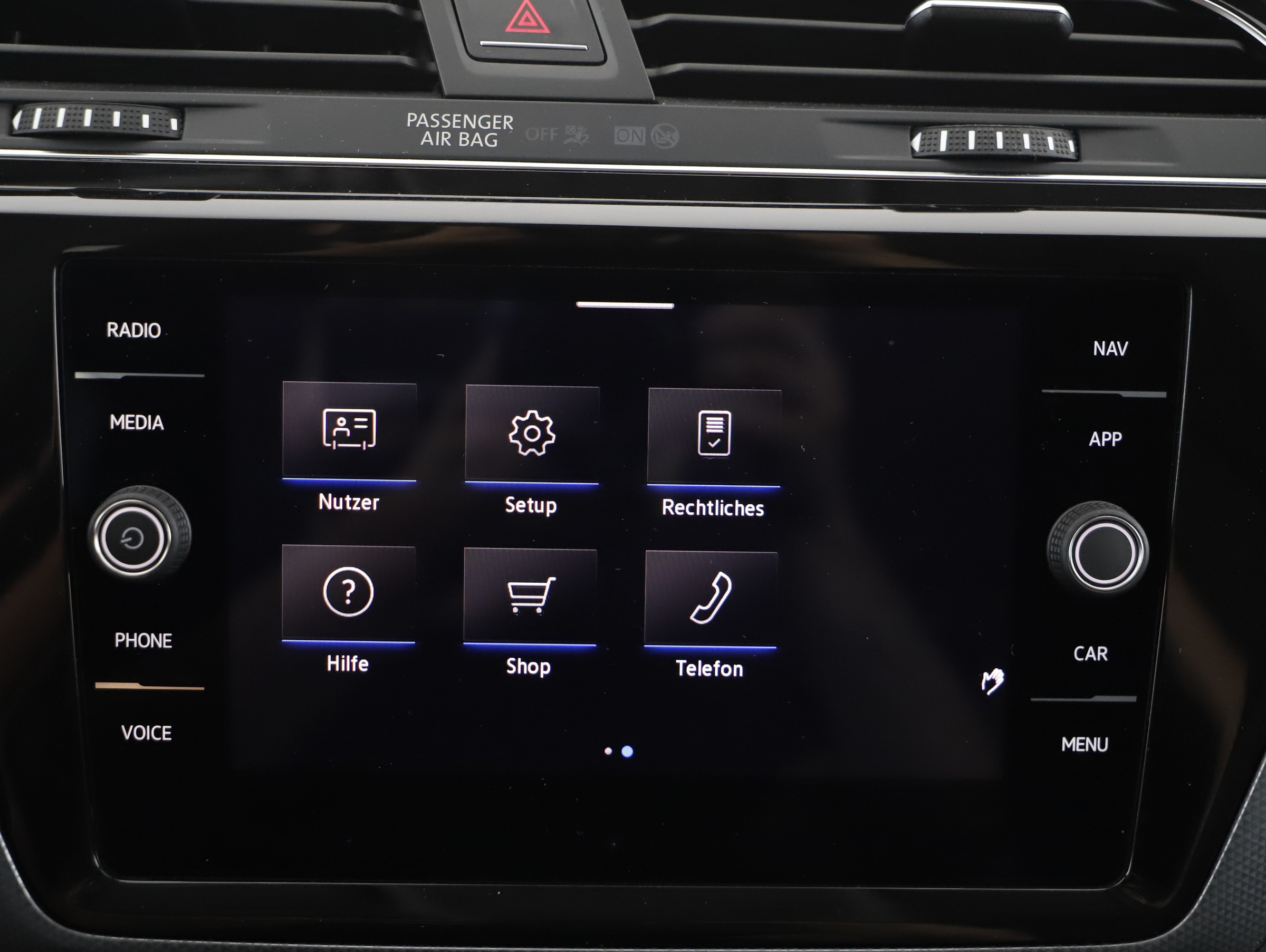 VW Touran 2.0 TDI BMT Comfortline | Bild 17 von 23